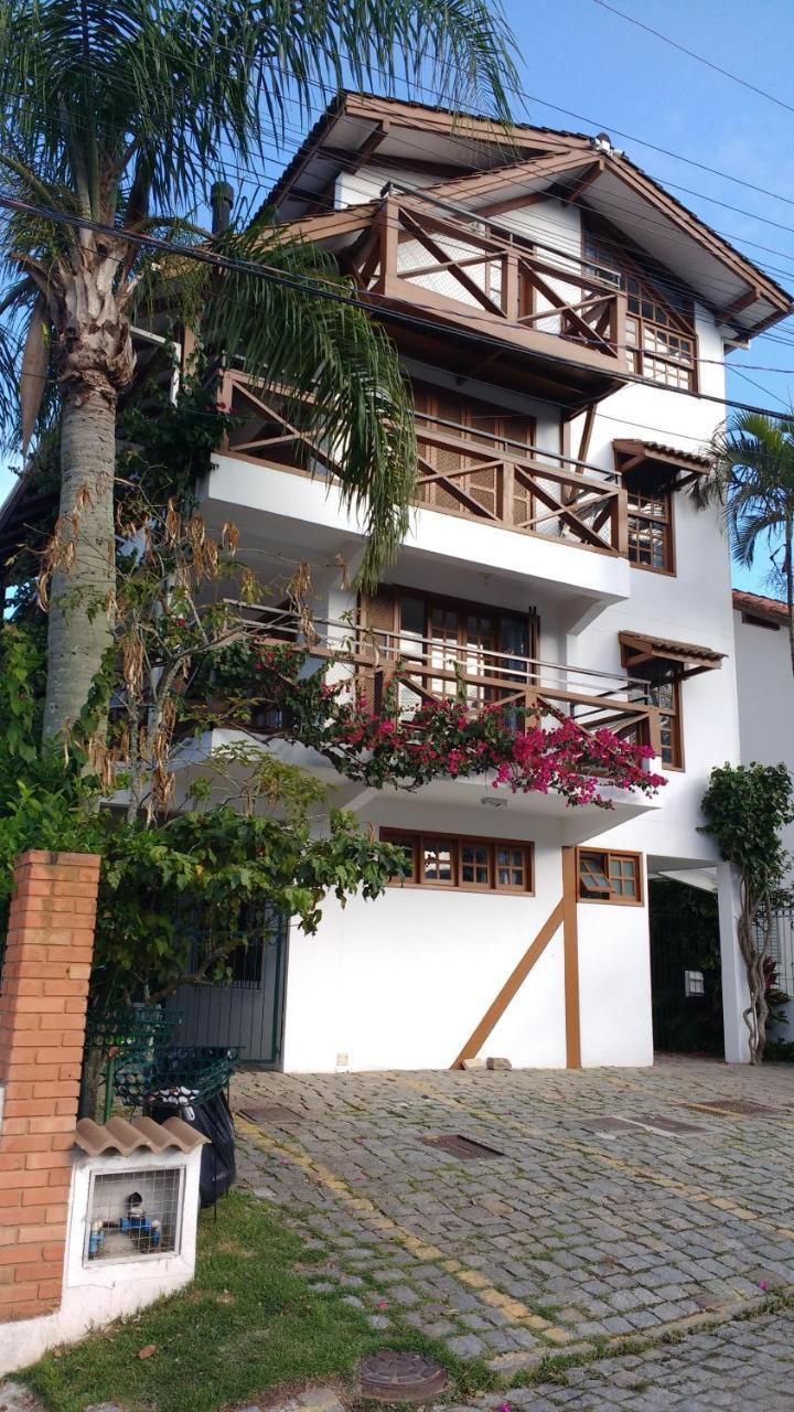 Apartamentos Morada Aquitania Bombinhas Exterior foto